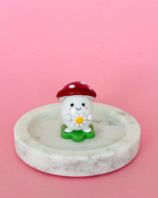 Faye Alcantara - Desk Friends