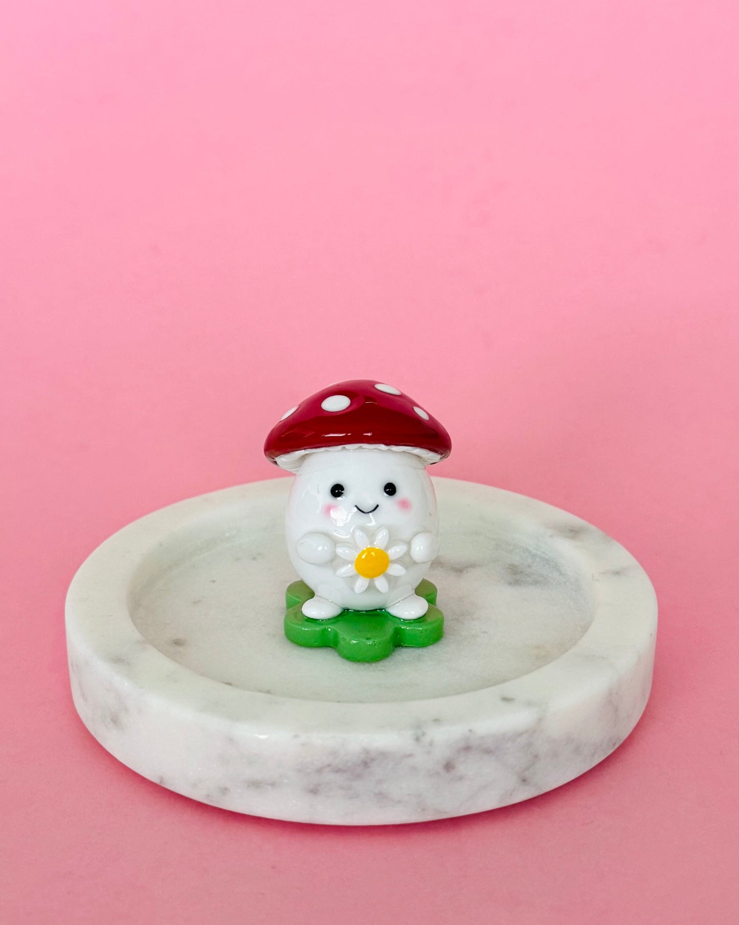 Faye Alcantara - Desk Friends