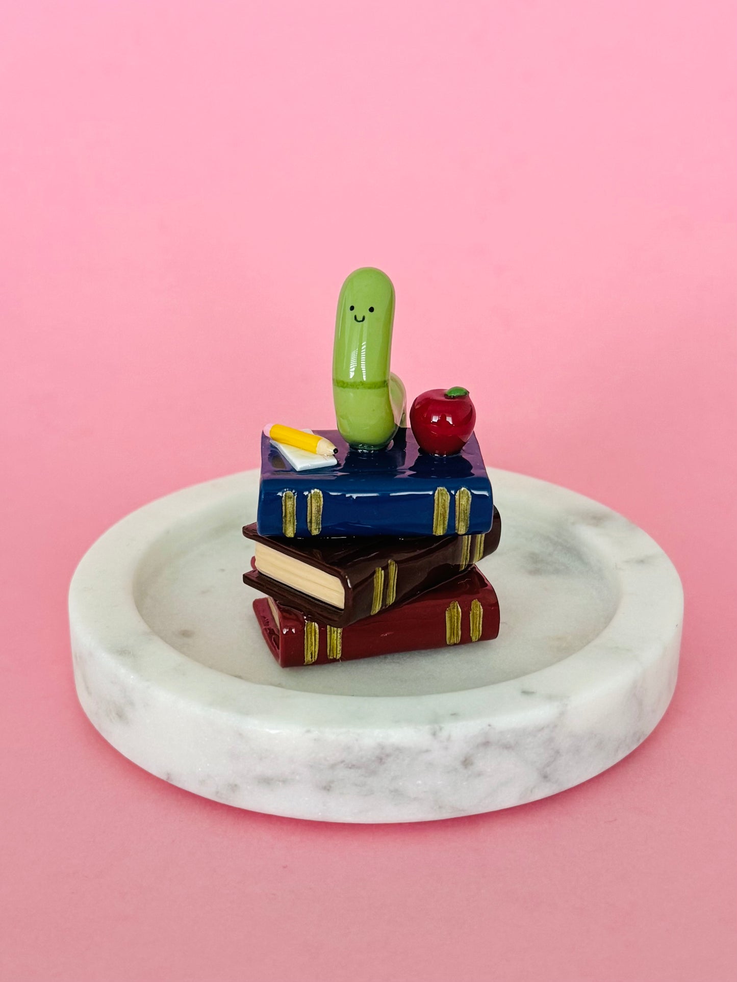 Faye Alcantara - Desk Friends